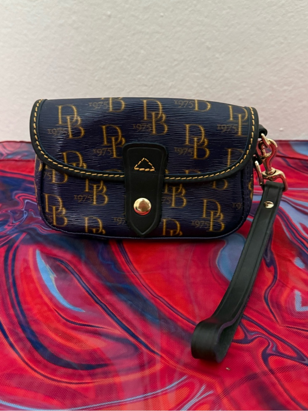 Vintage Dooney & Bourke 1975 Monogram Flap Mini Wristlet Pouch 💙